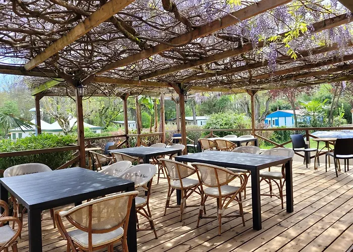 Ξενοδοχείο Portes D'ariege 3*